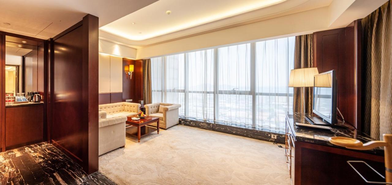 Wyndham Grand Plaza Royale Changsheng Jiangyin מראה חיצוני תמונה